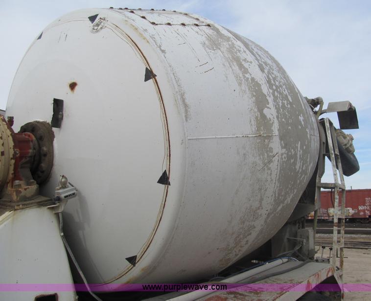 image for item I7231 1979 Kenworth C900 mixer truck