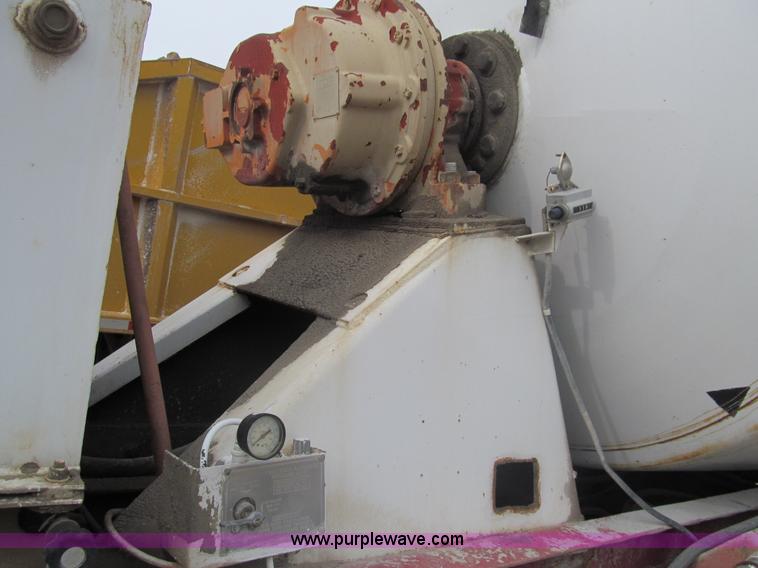 image for item I7231 1979 Kenworth C900 mixer truck