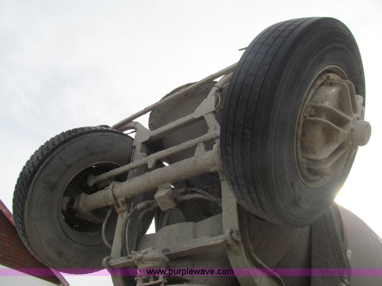 image for item I7231 1979 Kenworth C900 mixer truck