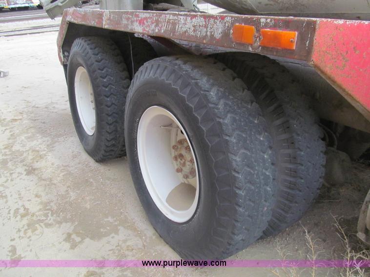 image for item I7231 1979 Kenworth C900 mixer truck