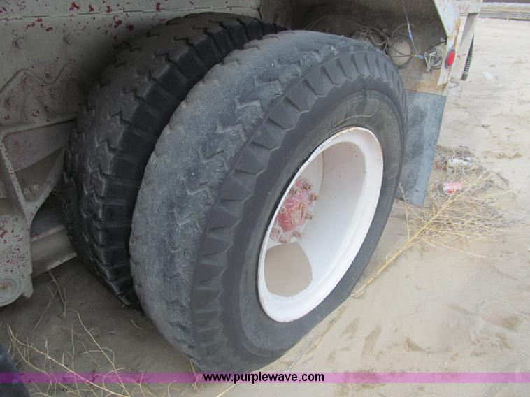 image for item I7231 1979 Kenworth C900 mixer truck