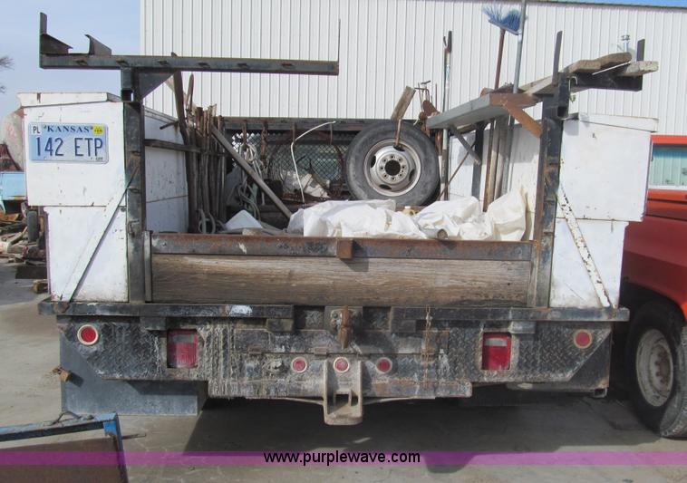 image for item I7232 1992 Dodge Ram 350 Club Cab utility truck