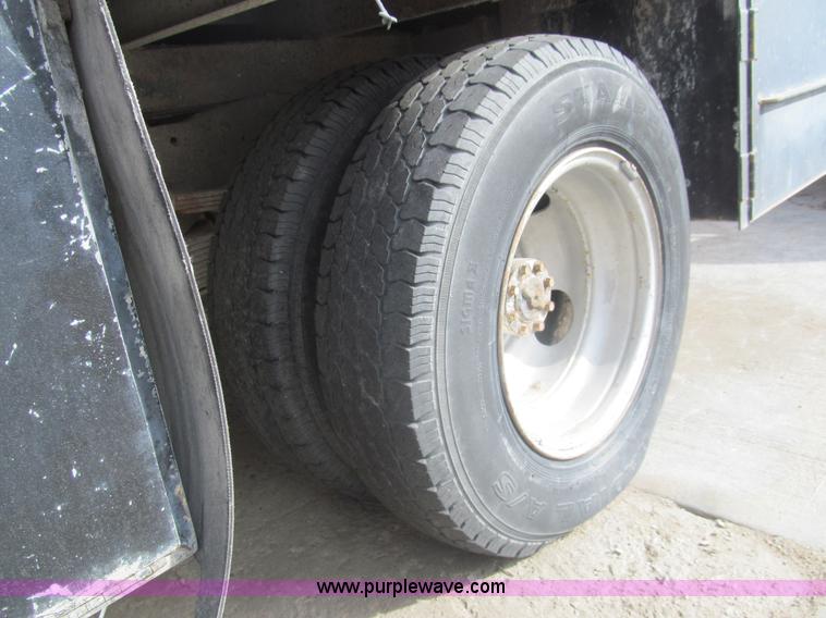 image for item I7232 1992 Dodge Ram 350 Club Cab utility truck