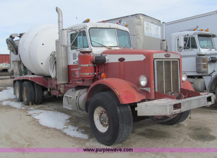 image for item I7237 1978 Peterbilt 348M mixer truck