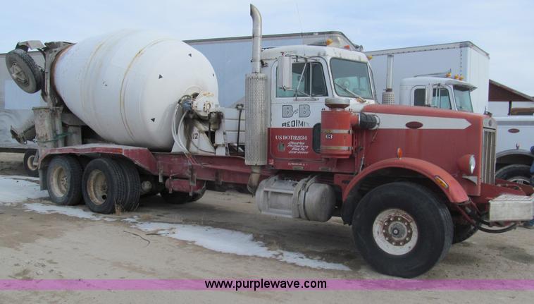 image for item I7237 1978 Peterbilt 348M mixer truck