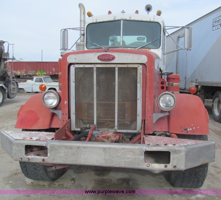 image for item I7237 1978 Peterbilt 348M mixer truck