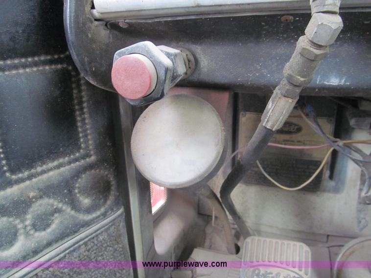 image for item I7237 1978 Peterbilt 348M mixer truck