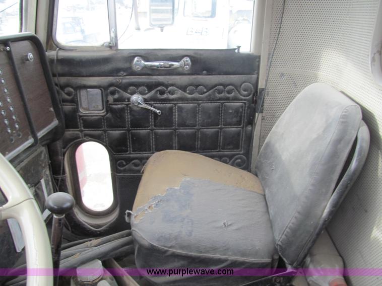 image for item I7237 1978 Peterbilt 348M mixer truck