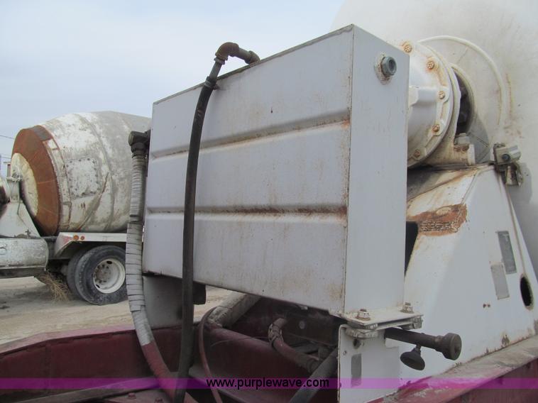 image for item I7237 1978 Peterbilt 348M mixer truck