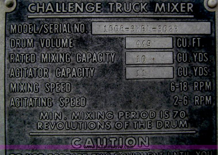 image for item I7237 1978 Peterbilt 348M mixer truck