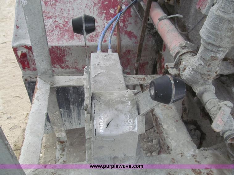 image for item I7237 1978 Peterbilt 348M mixer truck