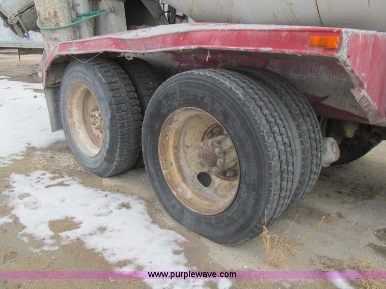 image for item I7237 1978 Peterbilt 348M mixer truck