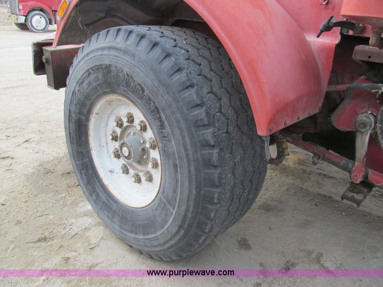 image for item I7237 1978 Peterbilt 348M mixer truck