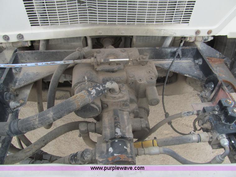 image for item I7238 1985 Mack RS688LS mixer truck