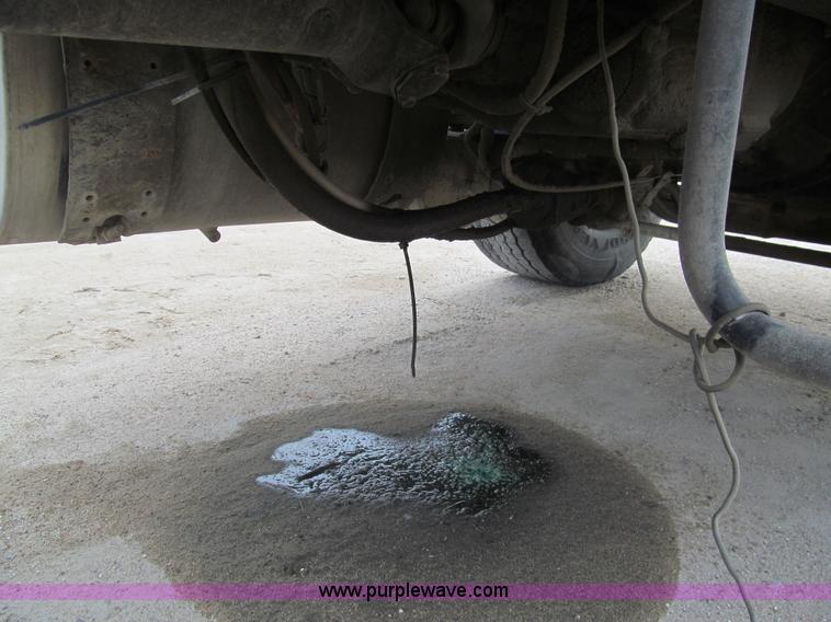 image for item I7238 1985 Mack RS688LS mixer truck