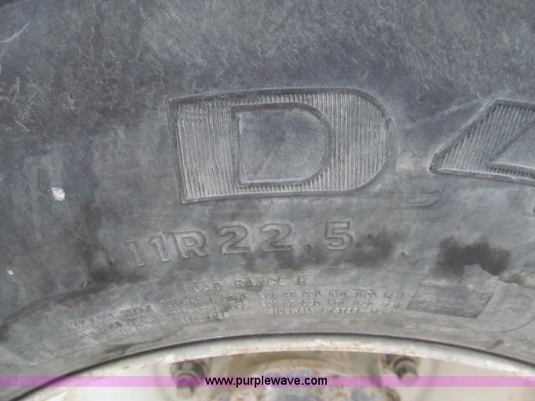 image for item I7238 1985 Mack RS688LS mixer truck