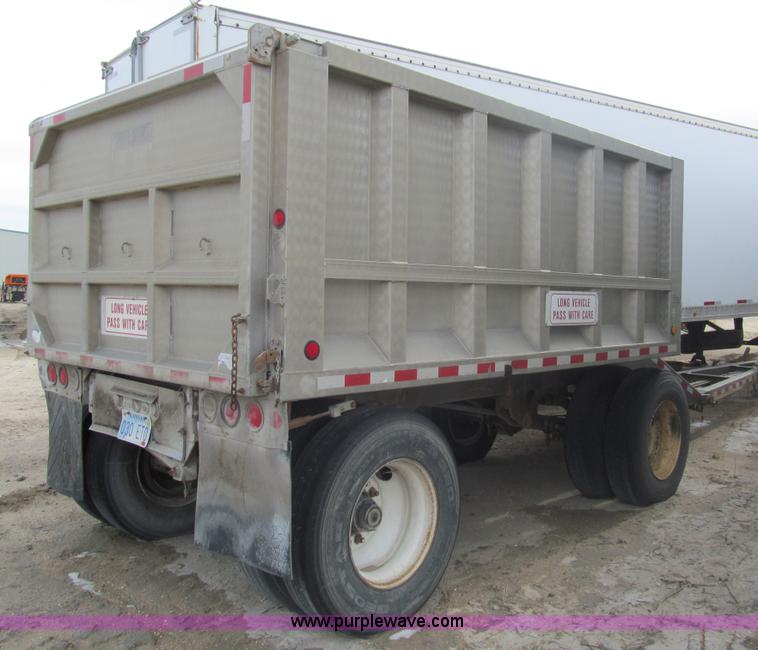 image for item I7239 1988 Corn Husker 14' pup dump trailer