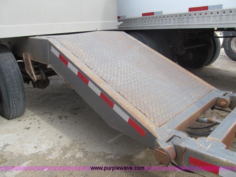 image for item I7239 1988 Corn Husker 14' pup dump trailer