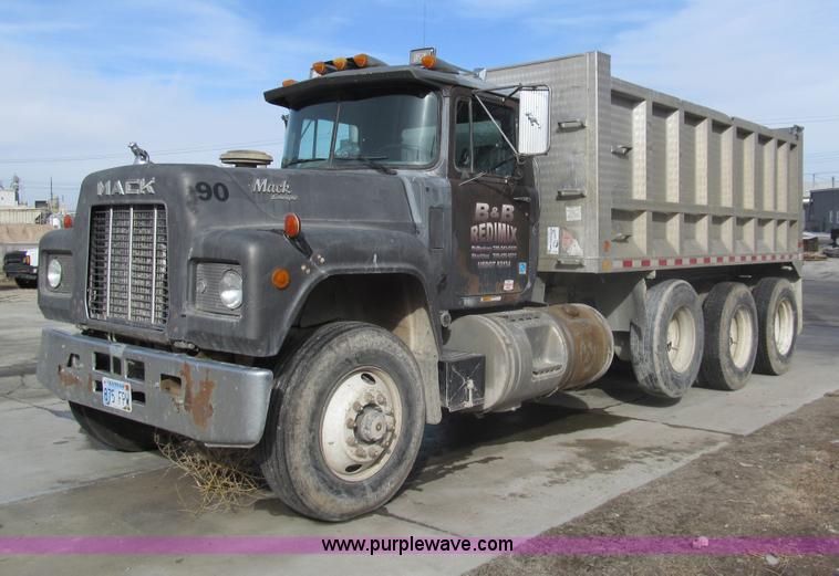 image for item I7240 1991 Mack RD688S triple axle dump truck