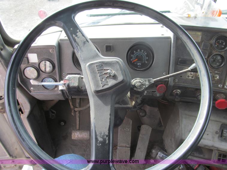 image for item I7240 1991 Mack RD688S triple axle dump truck