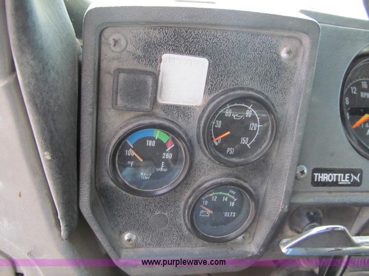 image for item I7240 1991 Mack RD688S triple axle dump truck