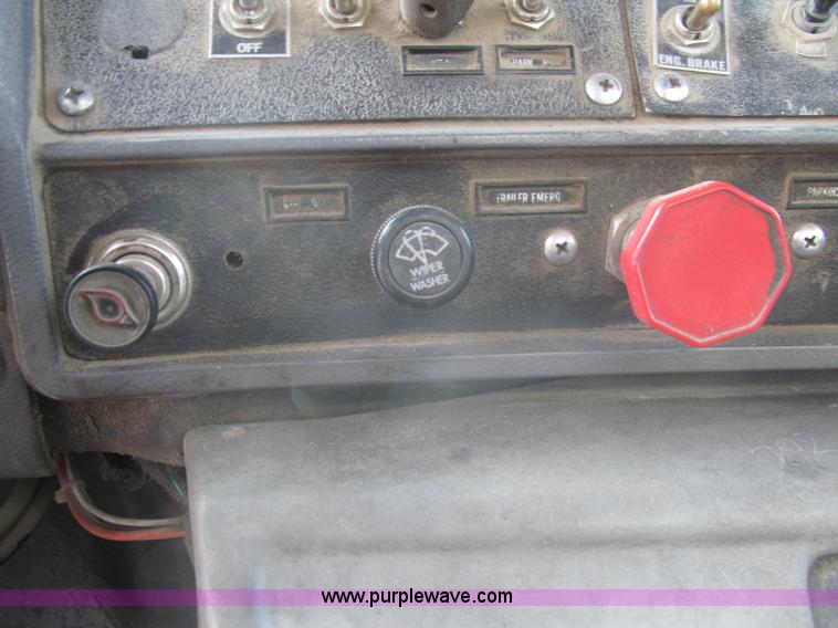 image for item I7240 1991 Mack RD688S triple axle dump truck