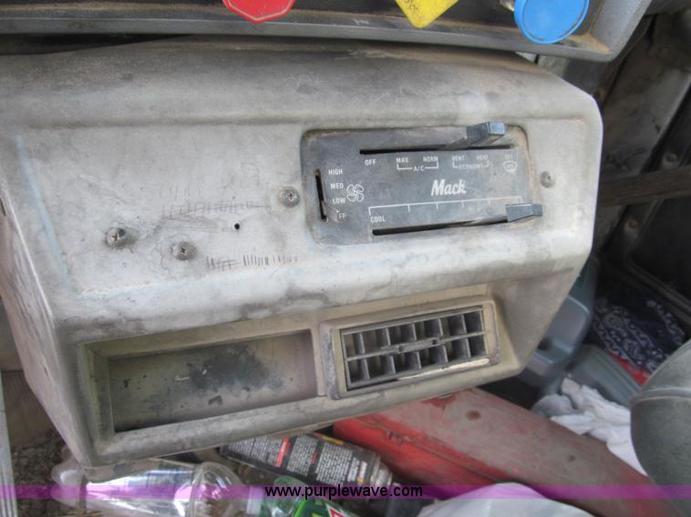 image for item I7240 1991 Mack RD688S triple axle dump truck