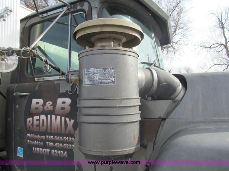 image for item I7240 1991 Mack RD688S triple axle dump truck