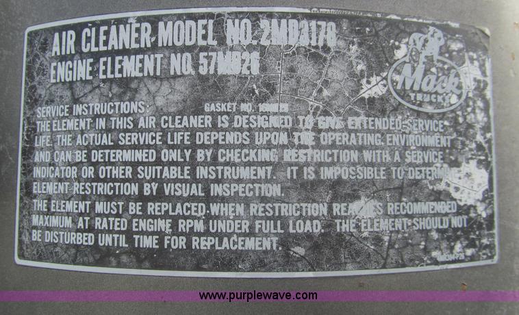 image for item I7240 1991 Mack RD688S triple axle dump truck