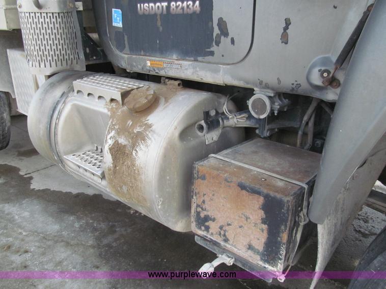 image for item I7240 1991 Mack RD688S triple axle dump truck