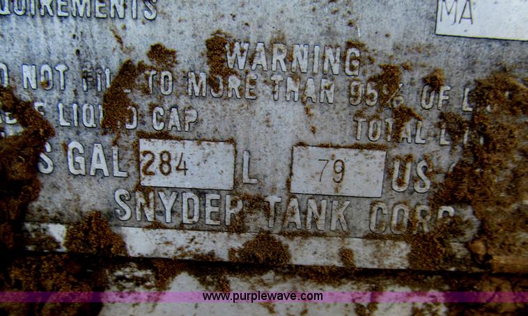 image for item I7240 1991 Mack RD688S triple axle dump truck