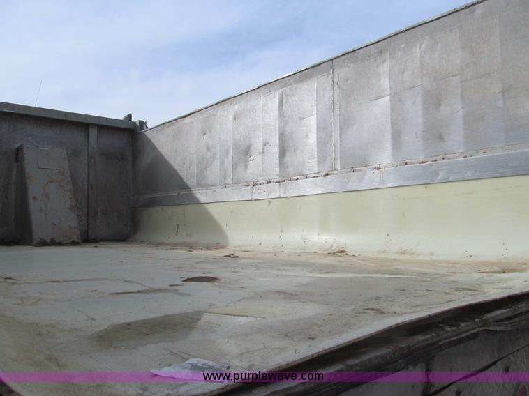 image for item I7240 1991 Mack RD688S triple axle dump truck