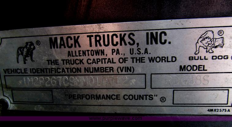 image for item I7240 1991 Mack RD688S triple axle dump truck