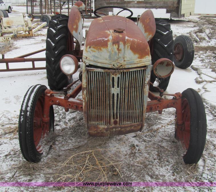 image for item I7246 Ford 9N tractor