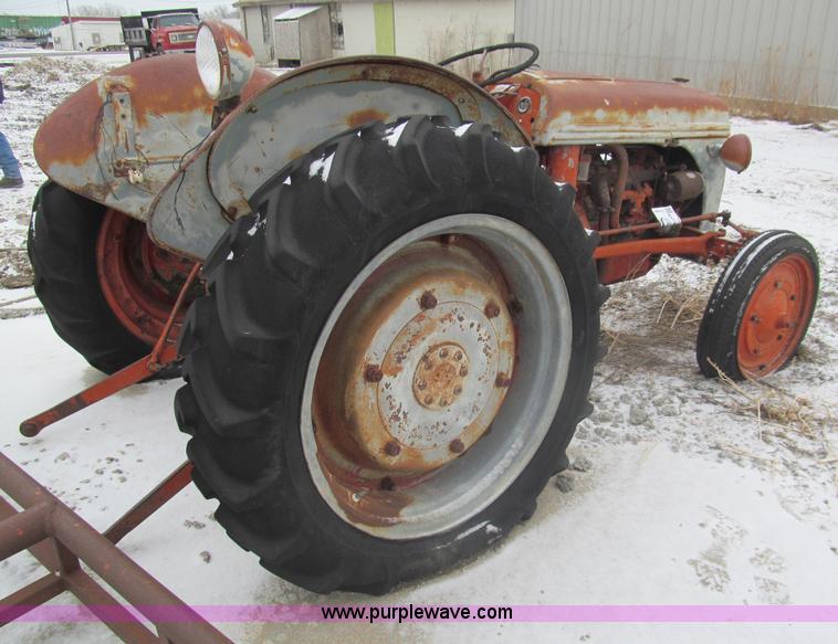 image for item I7246 Ford 9N tractor