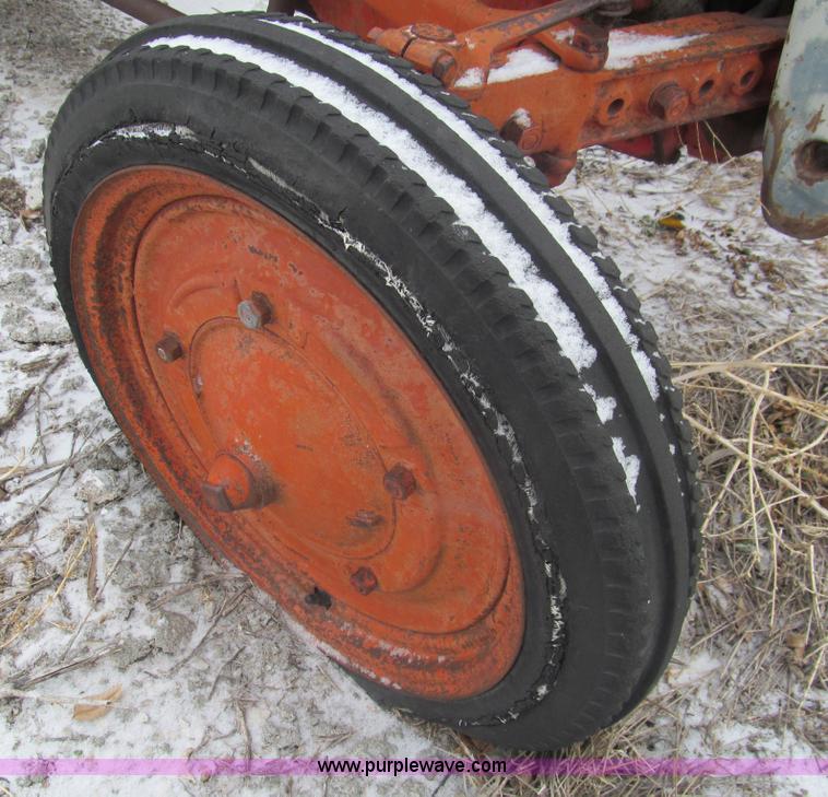 image for item I7246 Ford 9N tractor