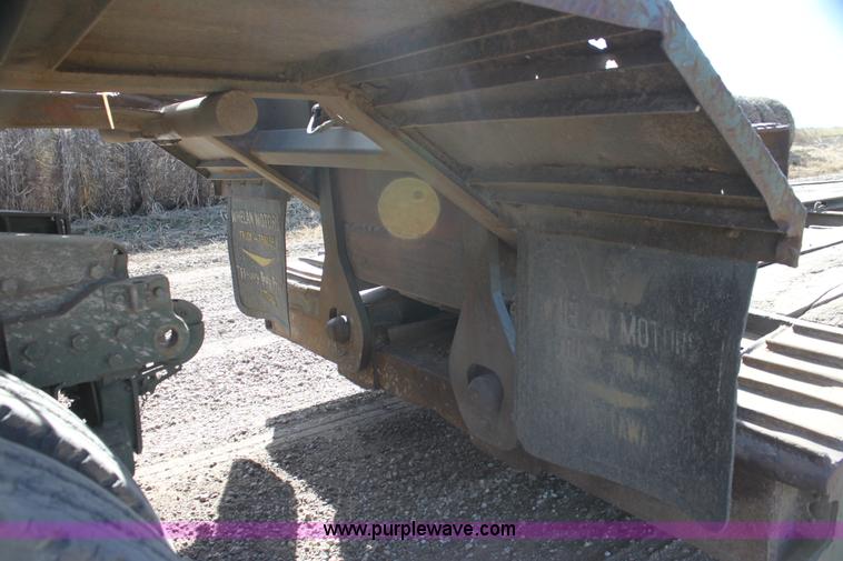 image for item I7496 1981 King 50 ton detach triple axle lowboy trailer