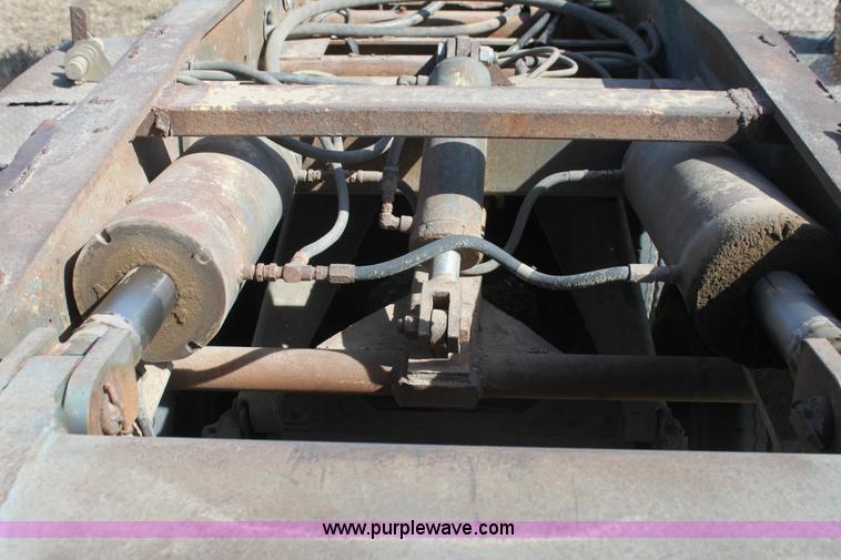 image for item I7496 1981 King 50 ton detach triple axle lowboy trailer