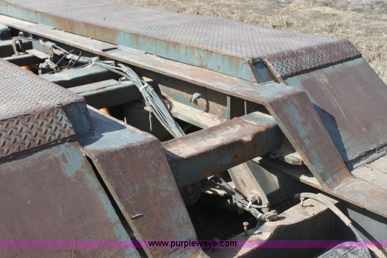 image for item I7496 1981 King 50 ton detach triple axle lowboy trailer