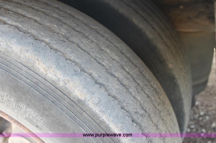 image for item I7496 1981 King 50 ton detach triple axle lowboy trailer