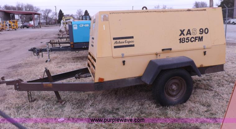 image for item I9115 1992 Atlas Copco XAS90 portable air compressor