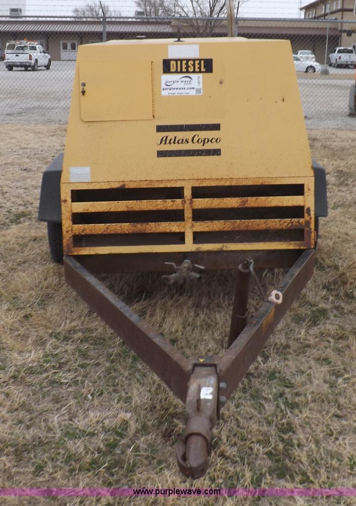 image for item I9115 1992 Atlas Copco XAS90 portable air compressor