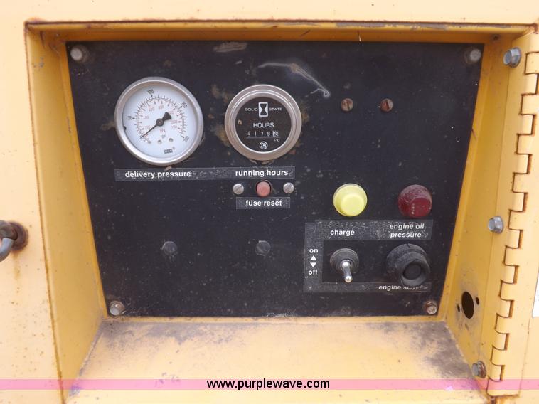 image for item I9115 1992 Atlas Copco XAS90 portable air compressor