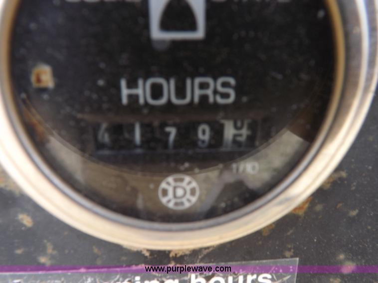 image for item I9115 1992 Atlas Copco XAS90 portable air compressor