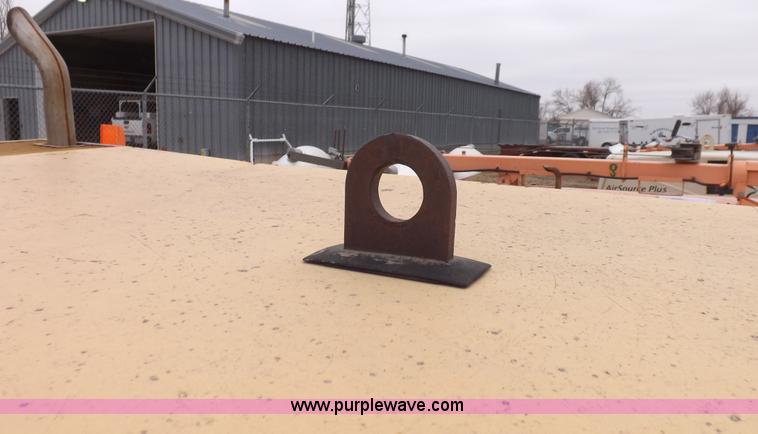 image for item I9115 1992 Atlas Copco XAS90 portable air compressor