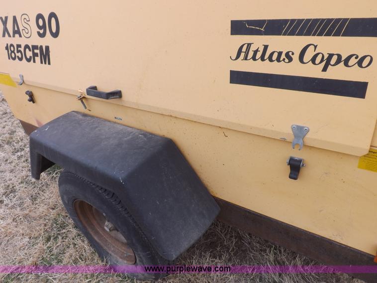 image for item I9115 1992 Atlas Copco XAS90 portable air compressor