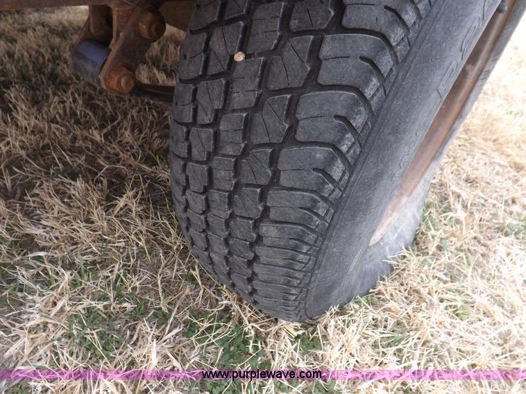 image for item I9115 1992 Atlas Copco XAS90 portable air compressor