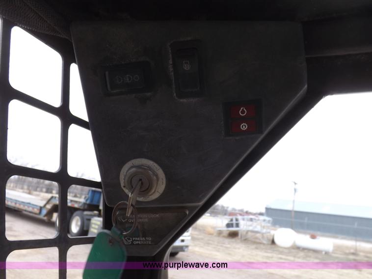 image for item I9116 1995 Bobcat 753 skid steer