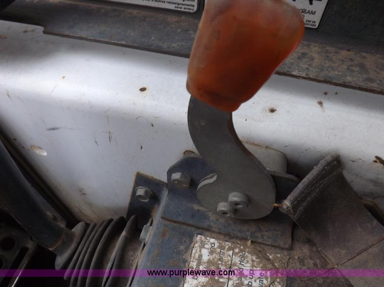 image for item I9116 1995 Bobcat 753 skid steer