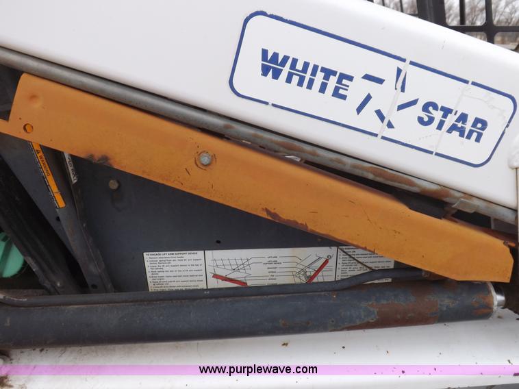 image for item I9116 1995 Bobcat 753 skid steer